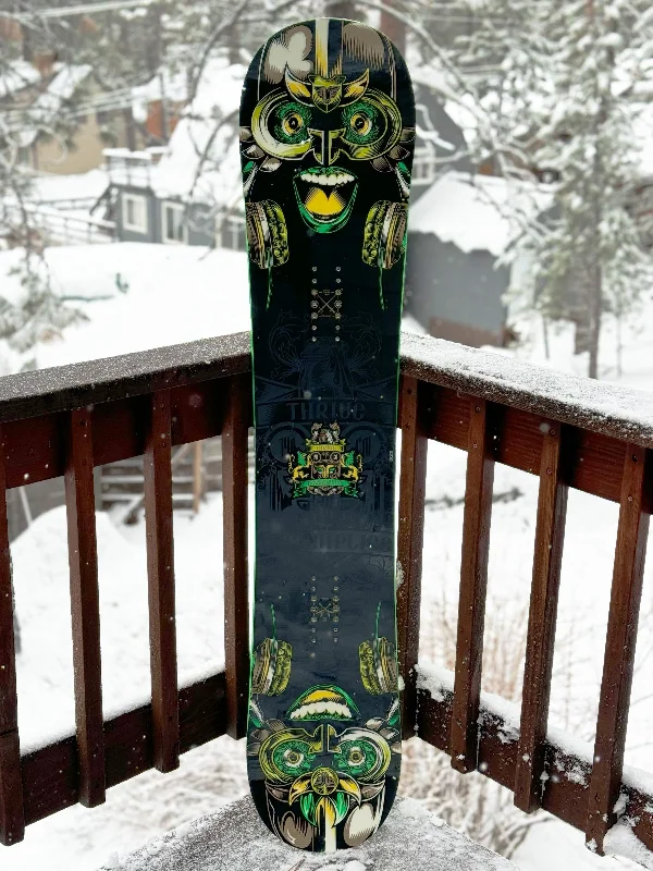 THRIVE ACCOMPLICE CLASSIC SNOWBOARD